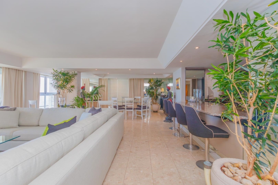 To Let 2 Bedroom Property for Rent in Clifton Western Cape